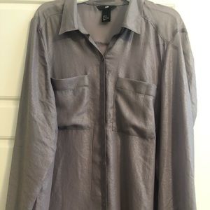 Shimmery semi sheer grey long sleeve blouse!
